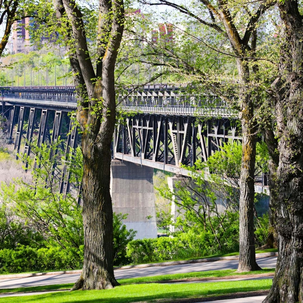 edmonton spring real estate pricing